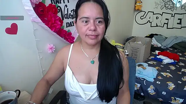 Snapshot of Miss__kendra_ chatting on 07-06-26, 04:31 Miss kendra online show from 07-06-26, 04:31
