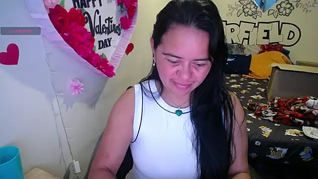 Snapshot of Miss__kendra_ chatting on 07-10-26, 11:35 Miss kendra online show from 07-10-26, 11:35