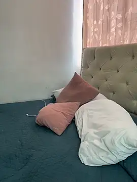 MeganHillss online show from 02-15-26, 03:20