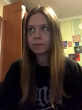 Snapshot of LunaVirelle chatting on 10-18-25, 09:59 LunaVirelle online show from 10-18-25, 09:59