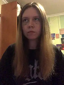 Snapshot of LunaVirelle chatting on 10-25-25, 07:52 LunaVirelle online show from 10-25-25, 07:52