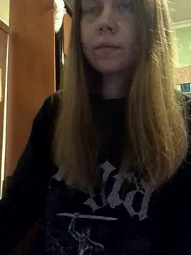 Snapshot of LunaVirelle chatting on 10-27-25, 06:45 LunaVirelle online show from 10-27-25, 06:45