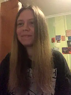 Snapshot of LunaVirelle chatting on 11-02-25, 04:53 LunaVirelle online show from 11-02-25, 04:53