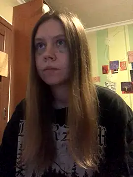 Snapshot of LunaVirelle chatting on 11-03-25, 05:25 LunaVirelle online show from 11-03-25, 05:25