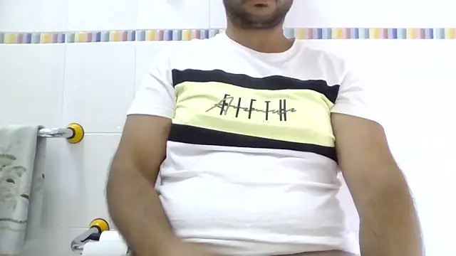 Snapshot of sci69 chatting on 06-10-26, 12:37 sci69 online show from 06-10-26, 12:37