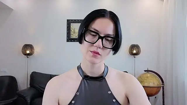 Marie Fitch online show from 07-08-26, 04:06