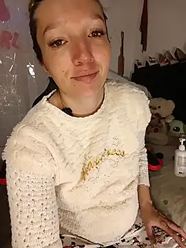 Lucy colee online show from 04-13-26, 03:28