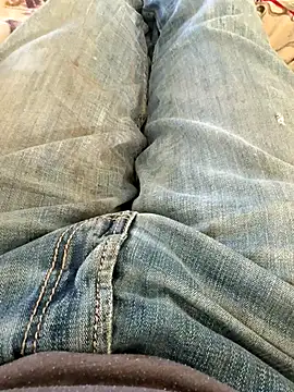 Snapshot of Beastyfuck chatting on 11-11-25, 06:52 Beastyfuck online show from 11-11-25, 06:52