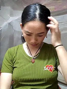 Snapshot of gio-thu chatting on 04-19-26, 02:16 gio-thu online show from 04-19-26, 02:16