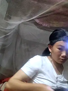 Snapshot of gio-thu chatting on 05-03-26, 03:40 gio-thu online show from 05-03-26, 03:40