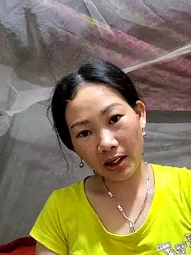 Snapshot of gio-thu chatting on 05-13-26, 01:52 gio-thu online show from 05-13-26, 01:52