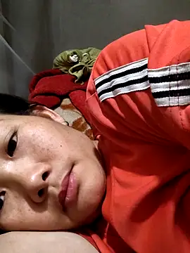 Snapshot of gio-thu chatting on 05-15-26, 06:20 gio-thu online show from 05-15-26, 06:20