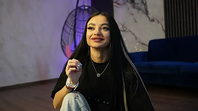 RachelRavee online show from 04-10-26, 04:17