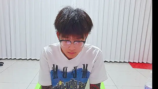 Snapshot of KK-cuteboy chatting on 07-18-26, 11:25 KK-cuteboy online show from 07-18-26, 11:25
