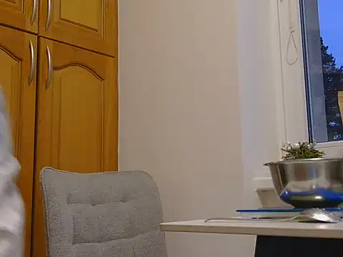 Olivarra online show from 02-09-26, 04:00