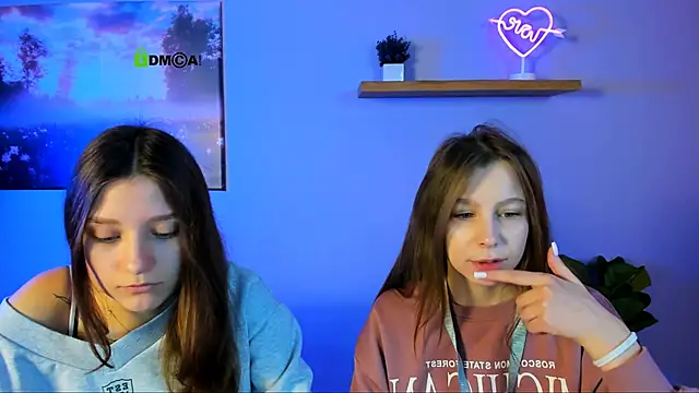 dana sweet   online show from 10-24-25, 08:33