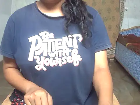 Snapshot of manju_02 chatting on 10-10-25, 04:00 manju 02 online show from 10-10-25, 04:00