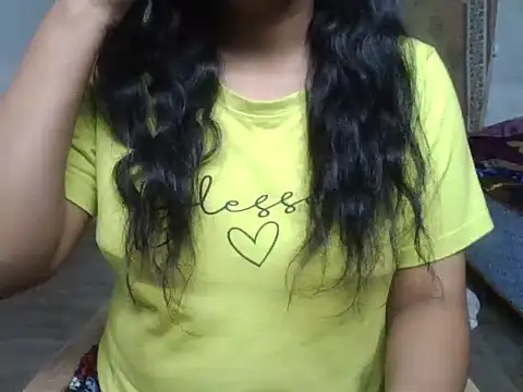 Snapshot of manju_02 chatting on 10-16-25, 04:30 manju 02 online show from 10-16-25, 04:30