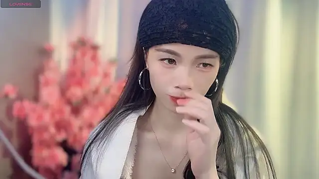 Lynnalltop-165-KeKe online show from 11-13-25, 03:55