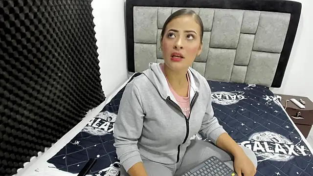 gabi-grey online show from 10-26-25, 09:53