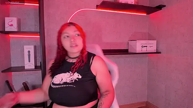 irisfeitan online show from 11-19-25, 09:53