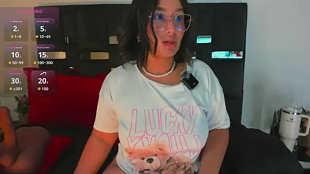 SussySunny  online show from 02-11-26, 05:34