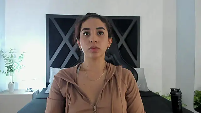 Snapshot of Vittoria_Conti_ chatting on 06-30-26, 05:36 Vittoria Conti online show from 06-30-26, 05:36