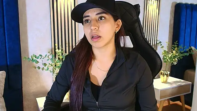Snapshot of Vittoria_Conti_ chatting on 07-13-26, 05:38 Vittoria Conti online show from 07-13-26, 05:38