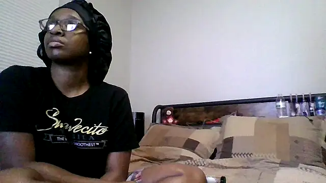 Snapshot of dezzidavill chatting on 02-12-26, 01:22 dezzidavill online show from 02-12-26, 01:22