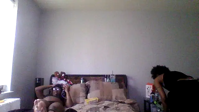 dezzidavill online show from 04-03-26, 07:12