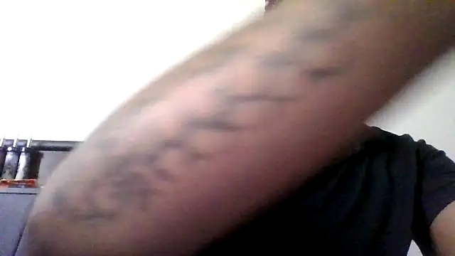 dezzidavill online show from 04-18-26, 02:43