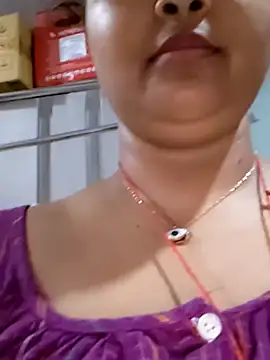naina5 online show from 10-21-25, 05:57