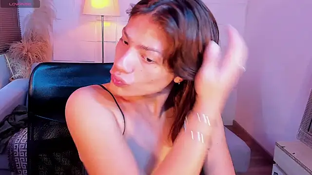 KassMonroe online show from 11-17-25, 01:28