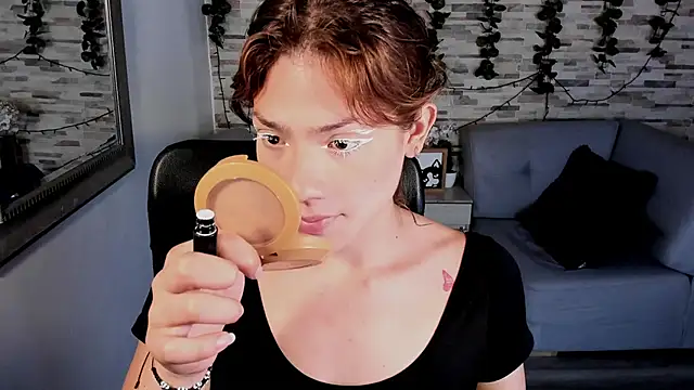 Snapshot of KassMonroe chatting on 01-16-26, 07:51 KassMonroe online show from 01-16-26, 07:51