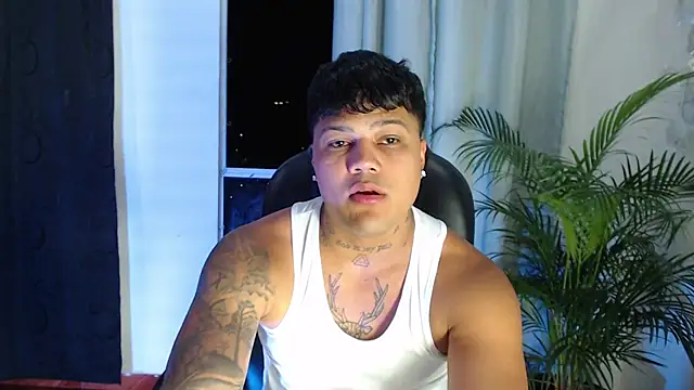 Boyhot 00 online show from 01-08-26, 04:37