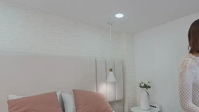 nina gb online show from 03-20-26, 08:46