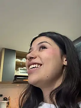 Snapshot of majo_gallego chatting on 07-15-26, 04:18 majo gallego online show from 07-15-26, 04:18
