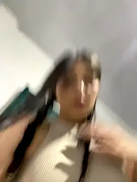 Snapshot of __Lorelain__ chatting on 11-10-25, 10:09 Lorelain online show from 11-10-25, 10:09