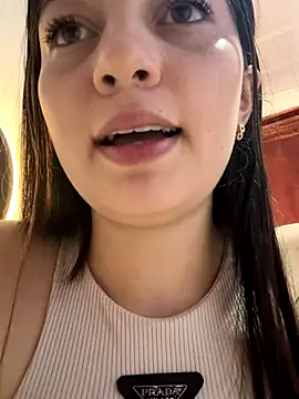 Snapshot of __Lorelain__ chatting on 11-24-25, 10:20 Lorelain online show from 11-24-25, 10:20