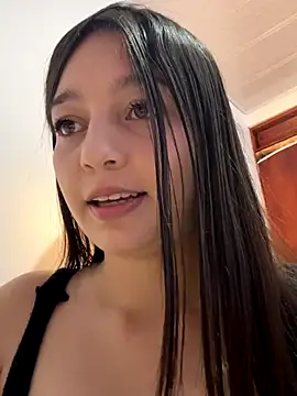 Snapshot of __Lorelain__ chatting on 11-26-25, 09:49 Lorelain online show from 11-26-25, 09:49