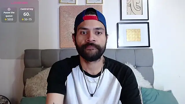 Snapshot of Nateskp_1 chatting on 12-01-25, 02:16 Nateskp 1 online show from 12-01-25, 02:16