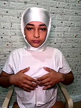 Snapshot of CelestSkyy chatting on 10-30-25, 06:19 CelestSkyy online show from 10-30-25, 06:19