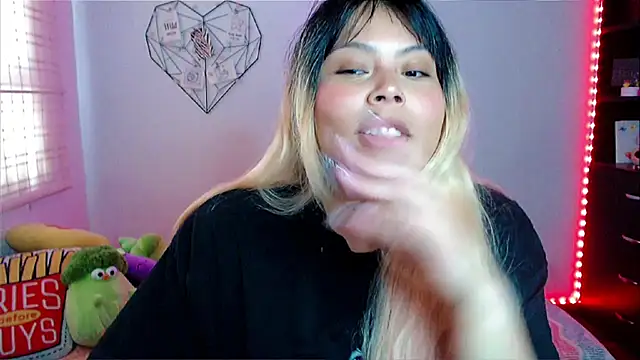 EllieMoonX online show from 02-27-26, 09:04