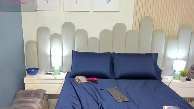 luly dreams online show from 04-11-26, 11:47