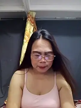 Snapshot of erma_joy chatting on 04-21-26, 07:03 erma joy online show from 04-21-26, 07:03