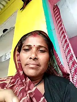 Snapshot of R_sehjal chatting on 10-30-25, 06:48 R sehjal online show from 10-30-25, 06:48