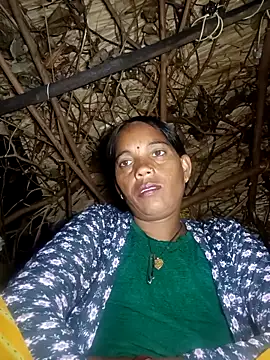 Cutsedi3 online show from 10-28-25, 09:50