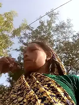 Cutsedi3 online show from 11-11-25, 09:09