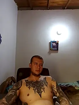 Snapshot of paisita11 chatting on 11-19-25, 05:07 paisita11 online show from 11-19-25, 05:07