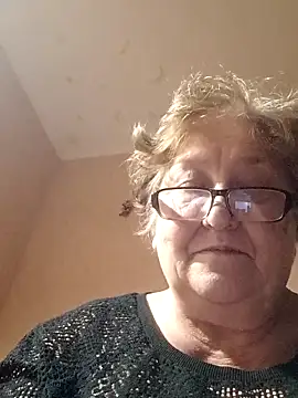 Katherine735 online show from 11-11-25, 12:21